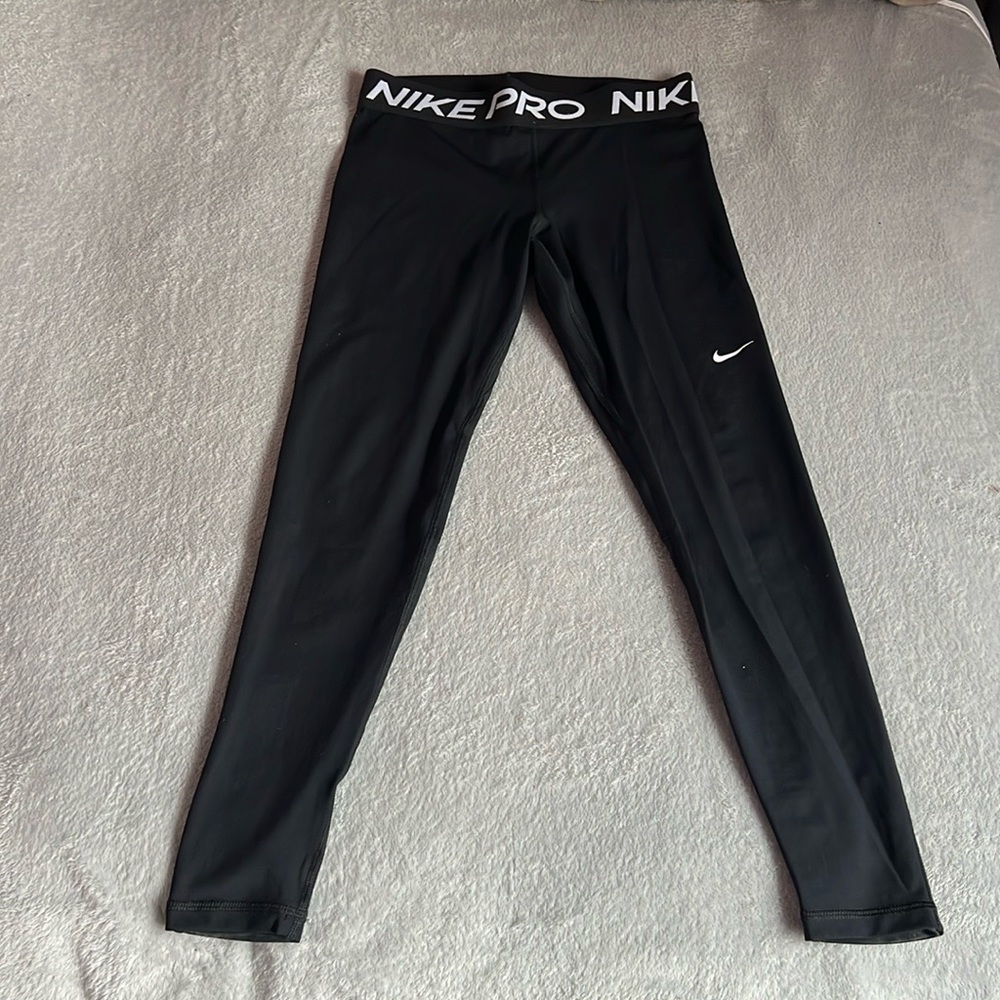 Nike pro Woman’s leggings